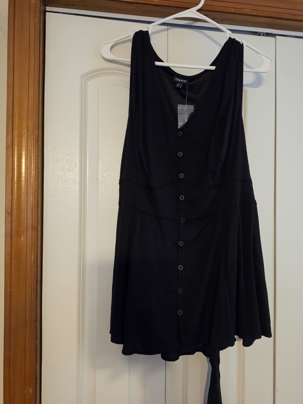 Torrid Black Button-Front Sleeveless Top